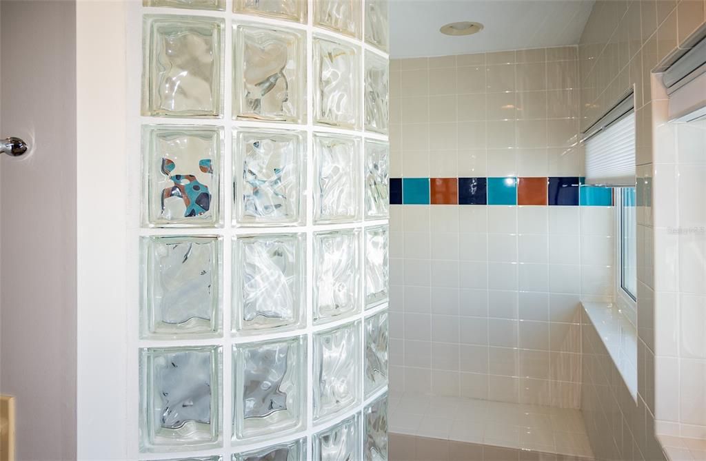 For Sale: $698,000 (3 beds, 3 baths, 1803 Square Feet)