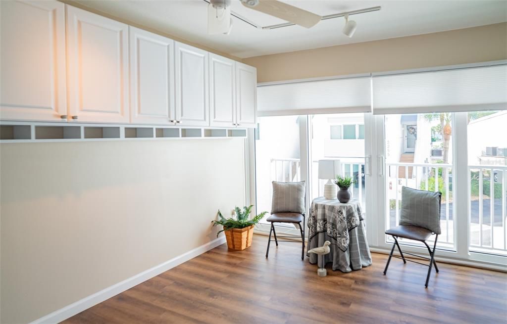 For Sale: $698,000 (3 beds, 3 baths, 1803 Square Feet)