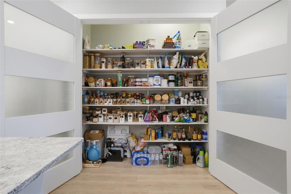 For Sale: $1,145,000 (4 beds, 4 baths, 3330 Square Feet)