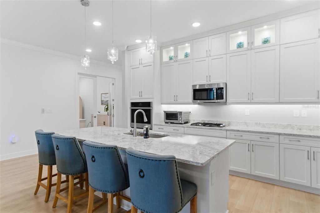 For Sale: $1,145,000 (4 beds, 4 baths, 3330 Square Feet)