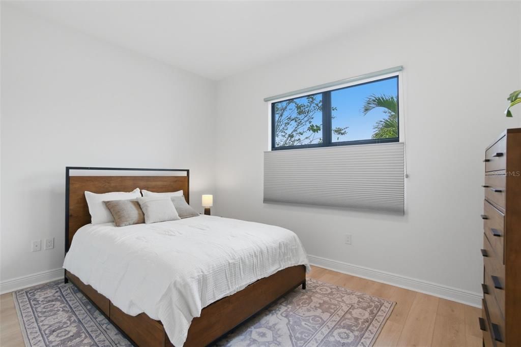 For Sale: $1,145,000 (4 beds, 4 baths, 3330 Square Feet)