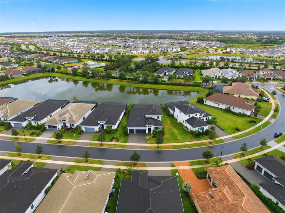 For Sale: $1,145,000 (4 beds, 4 baths, 3330 Square Feet)