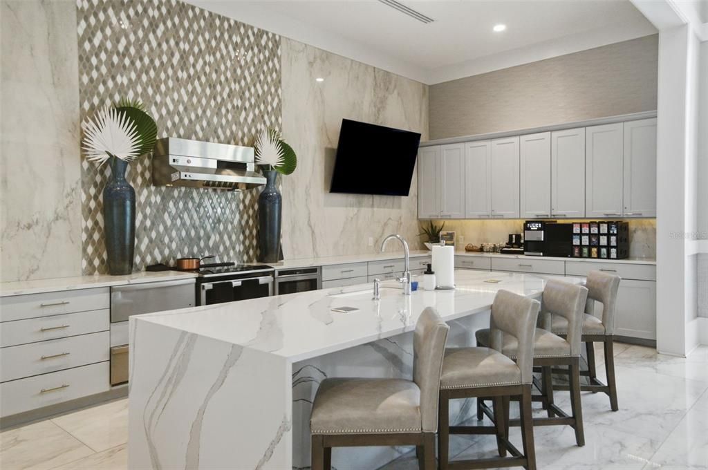 For Sale: $1,145,000 (4 beds, 4 baths, 3330 Square Feet)