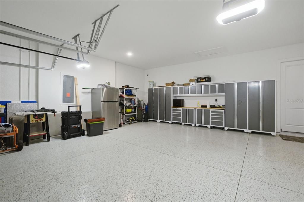 For Sale: $1,145,000 (4 beds, 4 baths, 3330 Square Feet)