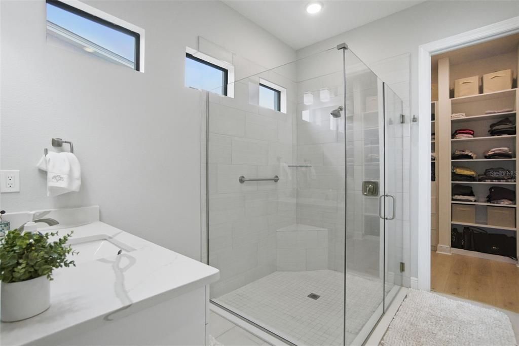 For Sale: $1,145,000 (4 beds, 4 baths, 3330 Square Feet)