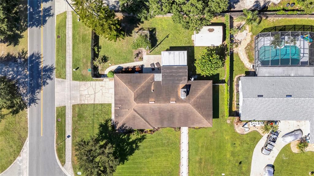 合同活跃: $579,900 (3 贝兹, 2 浴室, 1910 平方英尺)