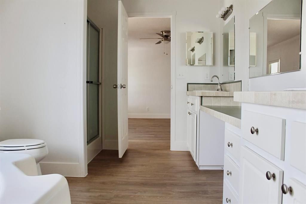 For Sale: $209,500 (3 beds, 2 baths, 1664 Square Feet)