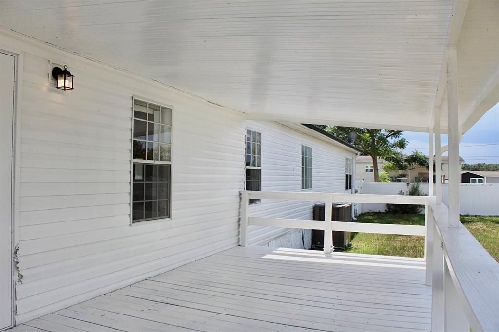 For Sale: $209,500 (3 beds, 2 baths, 1664 Square Feet)