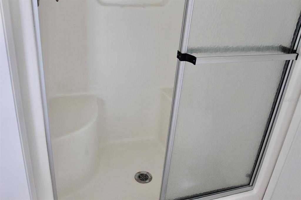 For Sale: $209,500 (3 beds, 2 baths, 1664 Square Feet)