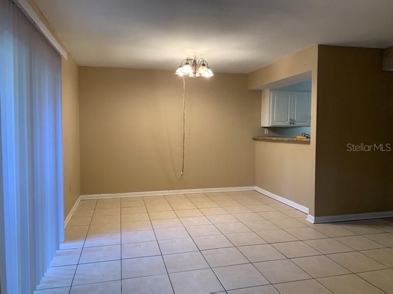 待售: $100,000 (1 贝兹, 1 浴室, 756 平方英尺)