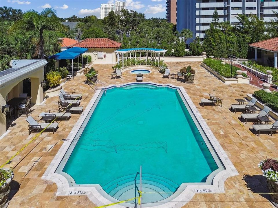 合同活跃: $2,750,000 (3 贝兹, 3 浴室, 3316 平方英尺)