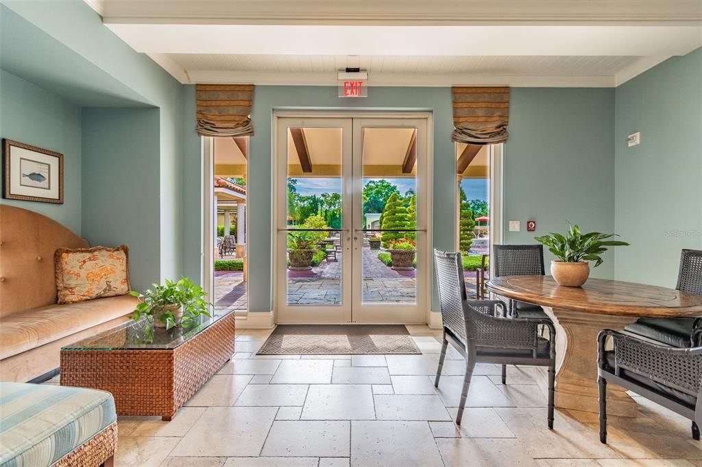 合同活跃: $2,750,000 (3 贝兹, 3 浴室, 3316 平方英尺)