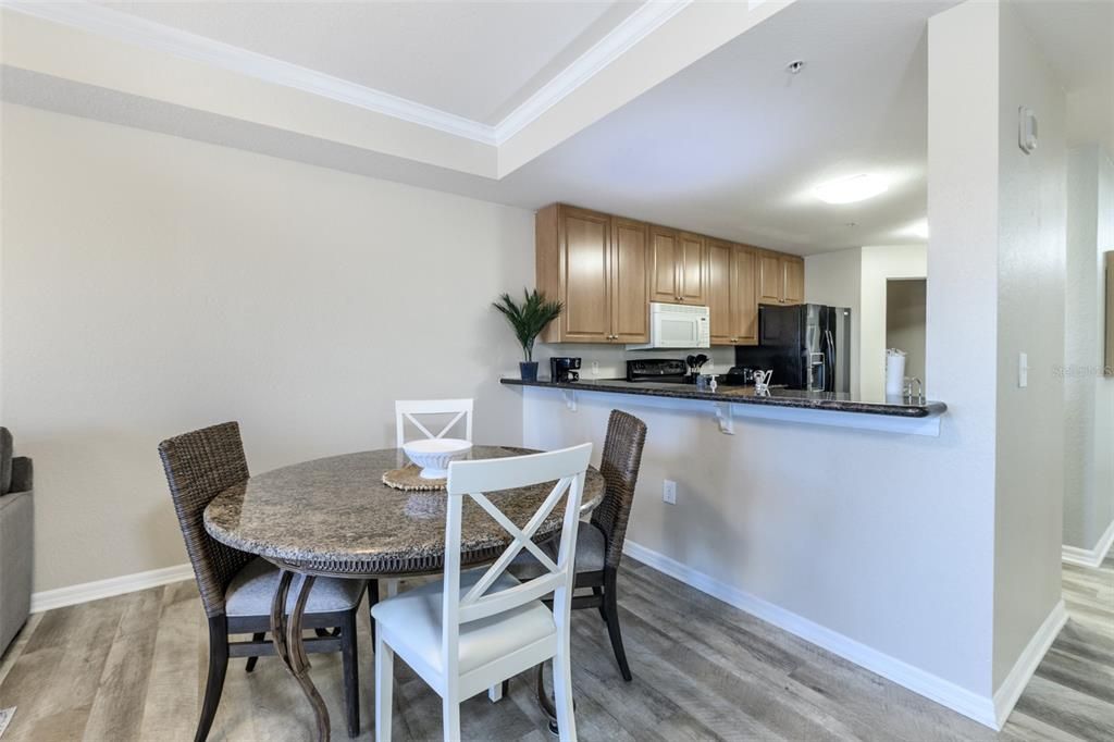 В аренду: $3,800 (2 спален, 2 ванн, 1393 Квадратных фут)