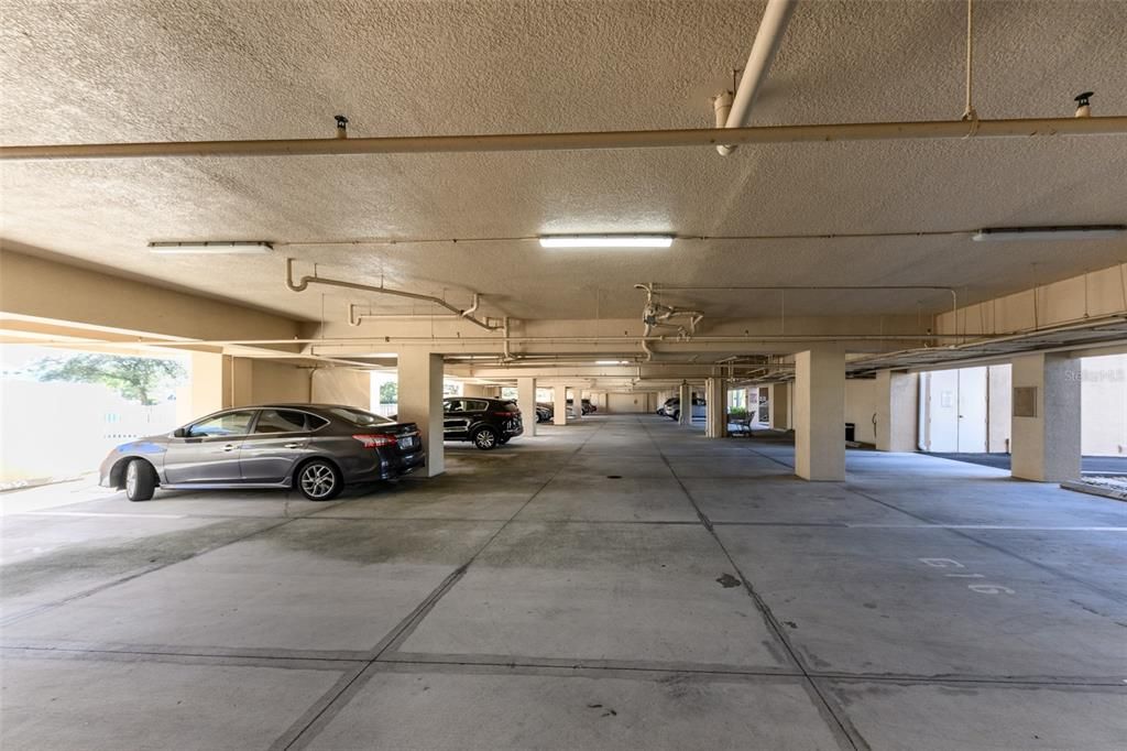 В аренду: $3,800 (2 спален, 2 ванн, 1393 Квадратных фут)