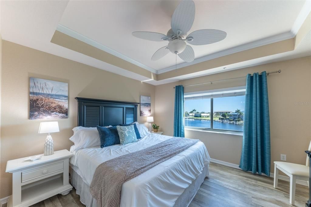 В аренду: $3,800 (2 спален, 2 ванн, 1393 Квадратных фут)