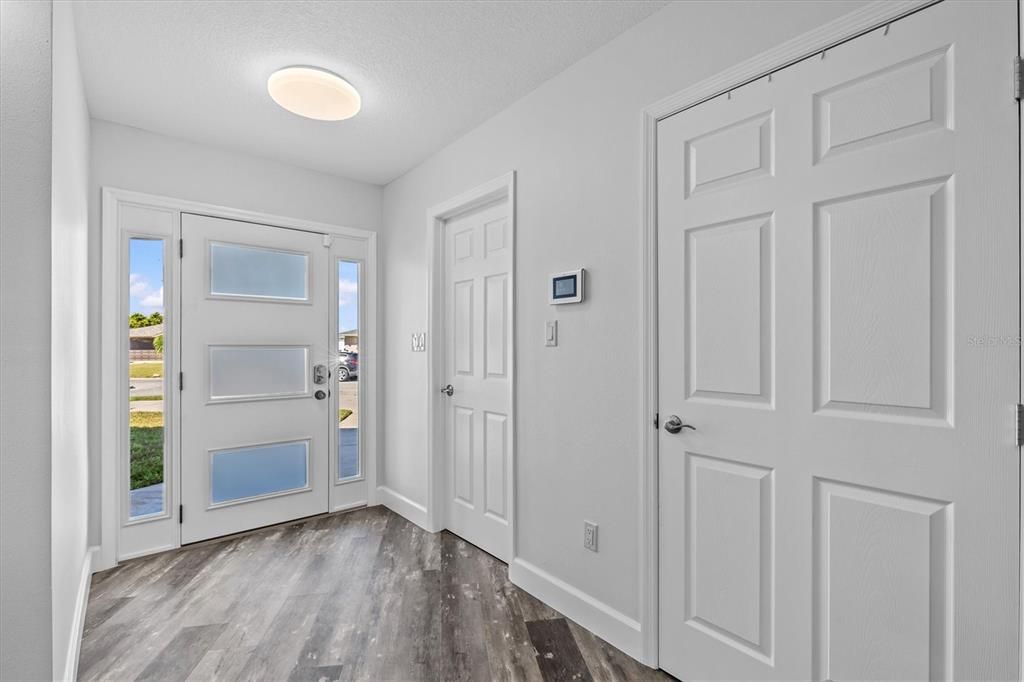 For Sale: $839,000 (4 beds, 3 baths, 1951 Square Feet)