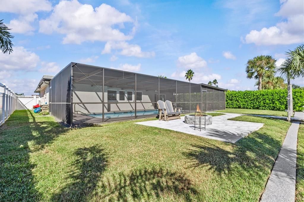 For Sale: $839,000 (4 beds, 3 baths, 1951 Square Feet)