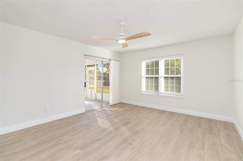 На продажу: $359,900 (3 спален, 2 ванн, 1505 Квадратных фут)