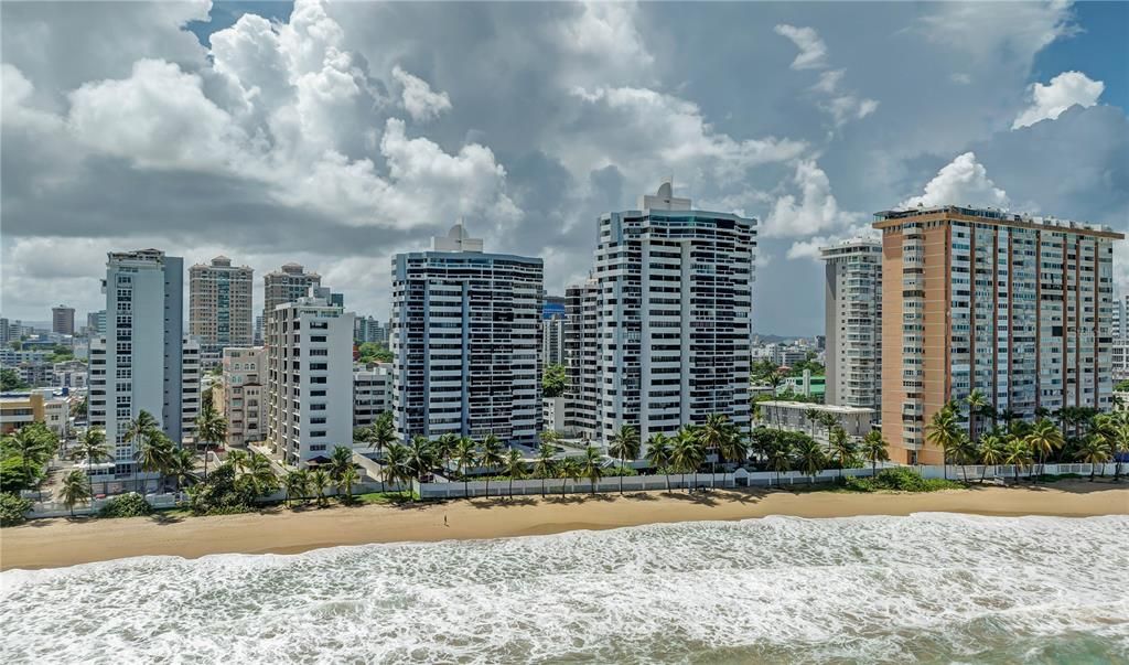 Recently Rented: $8,000 (4 beds, 3 baths, 1975 Square Feet)