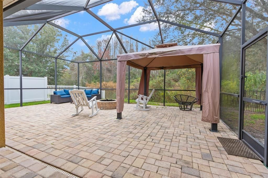 待售: $520,000 (4 贝兹, 3 浴室, 2226 平方英尺)