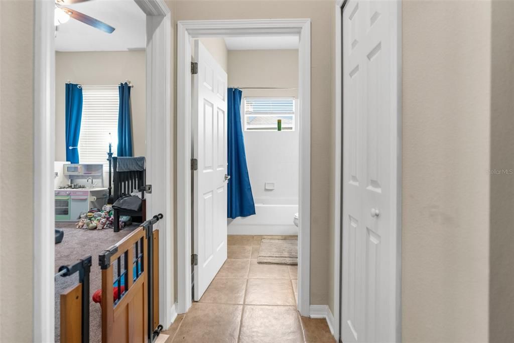 待售: $520,000 (4 贝兹, 3 浴室, 2226 平方英尺)