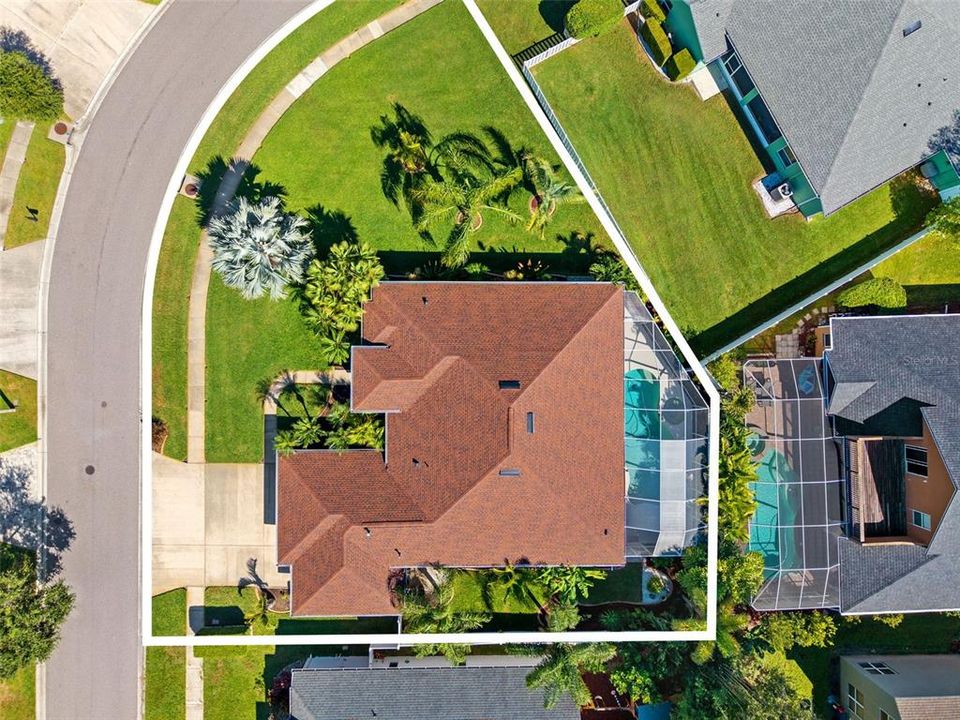 Active With Contract: $564,900 (3 beds, 3 baths, 2153 Square Feet)