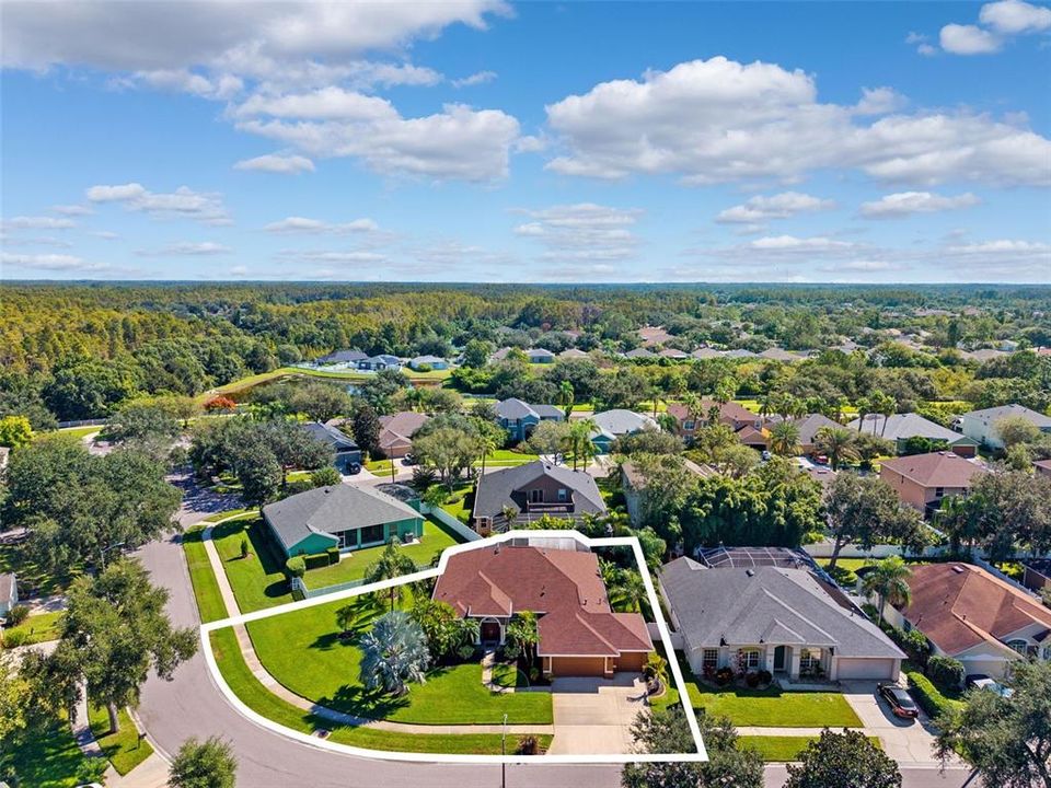 Active With Contract: $564,900 (3 beds, 3 baths, 2153 Square Feet)