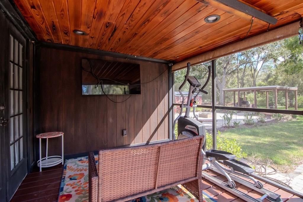 For Sale: $429,900 (4 beds, 2 baths, 1782 Square Feet)