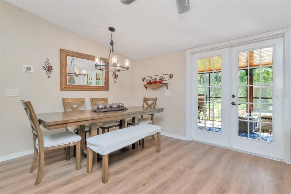 For Sale: $429,900 (4 beds, 2 baths, 1782 Square Feet)