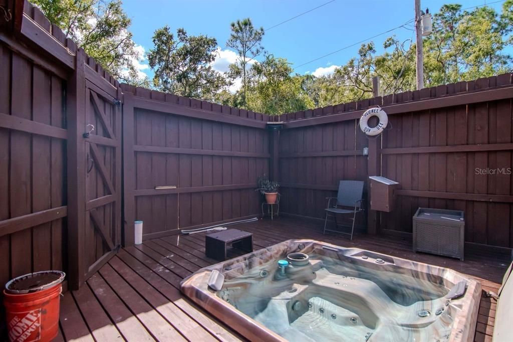 For Sale: $429,900 (4 beds, 2 baths, 1782 Square Feet)