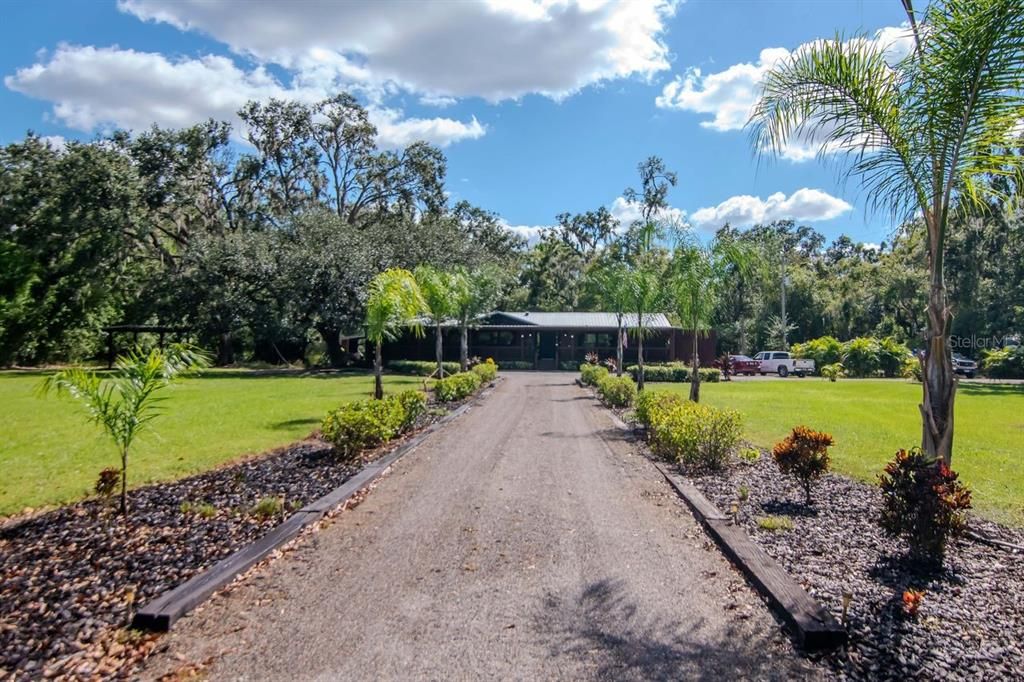 For Sale: $429,900 (4 beds, 2 baths, 1782 Square Feet)