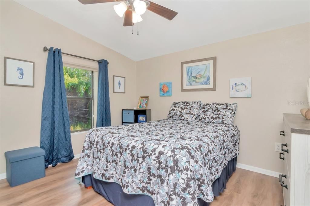 For Sale: $429,900 (4 beds, 2 baths, 1782 Square Feet)