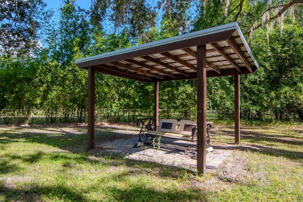 For Sale: $429,900 (4 beds, 2 baths, 1782 Square Feet)