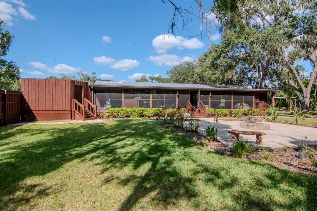 For Sale: $429,900 (4 beds, 2 baths, 1782 Square Feet)