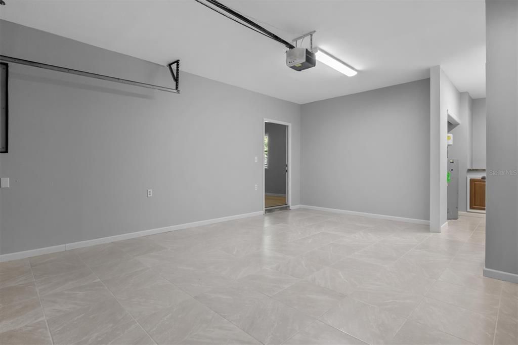 For Sale: $539,900 (5 beds, 4 baths, 3158 Square Feet)