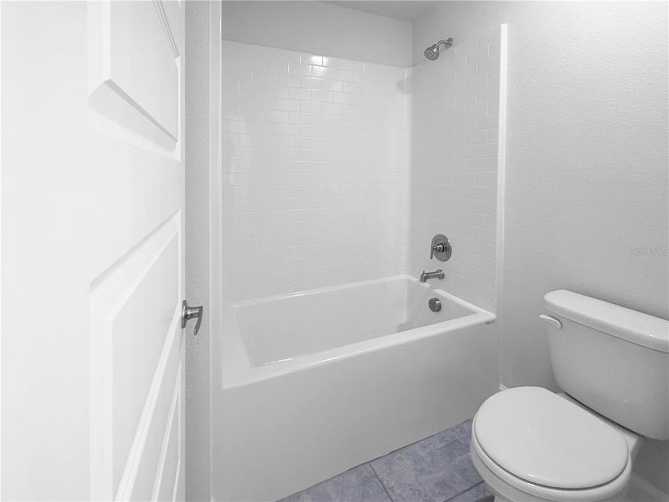 待售: $441,900 (4 贝兹, 2 浴室, 2335 平方英尺)