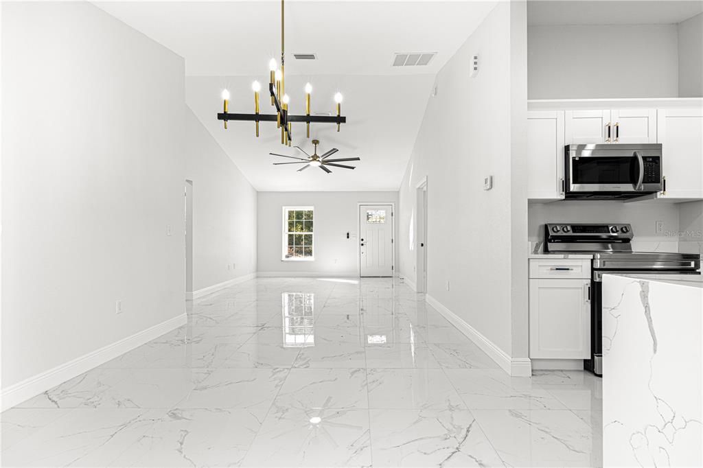 Active With Contract: $245,000 (3 beds, 2 baths, 1156 Square Feet)