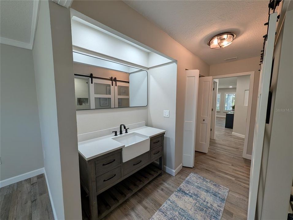 For Rent: $2,995 (3 beds, 2 baths, 2103 Square Feet)