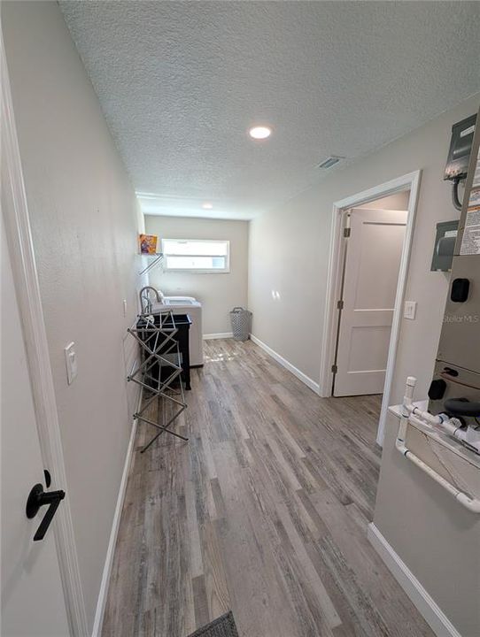 For Rent: $2,995 (3 beds, 2 baths, 2103 Square Feet)