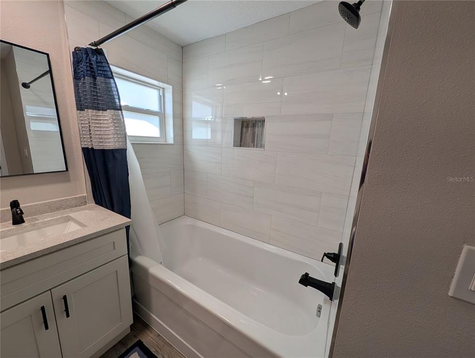 For Rent: $2,995 (3 beds, 2 baths, 2103 Square Feet)