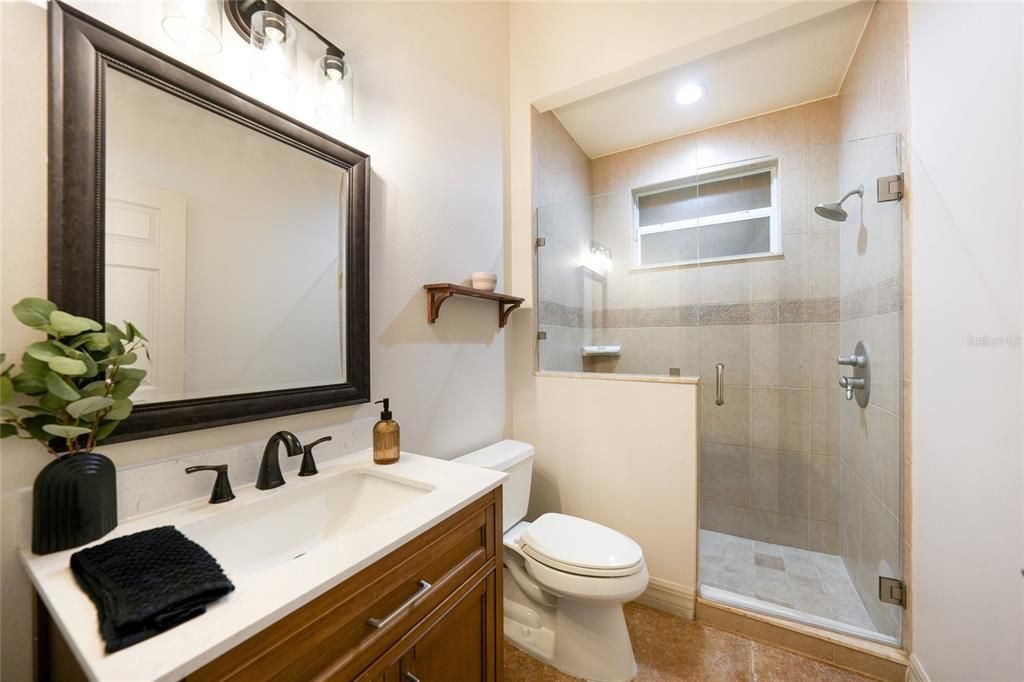 En Venta: $999,000 (6 camas, 6 baños, 4532 Pies cuadrados)