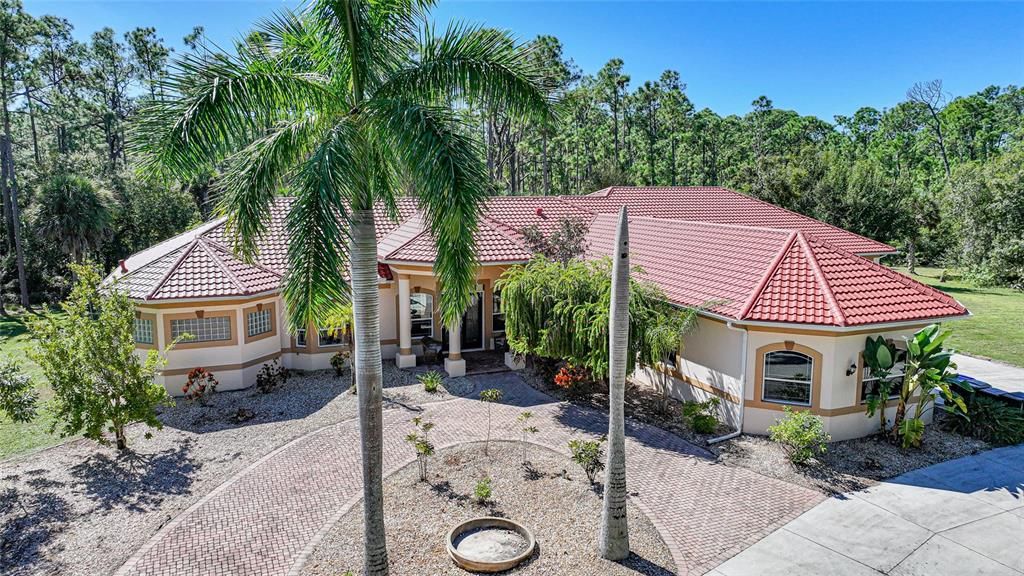 En Venta: $999,000 (6 camas, 6 baños, 4532 Pies cuadrados)