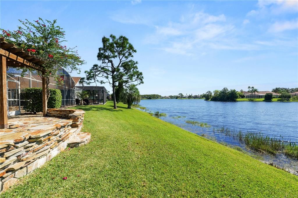 合同活跃: $920,000 (5 贝兹, 3 浴室, 3544 平方英尺)