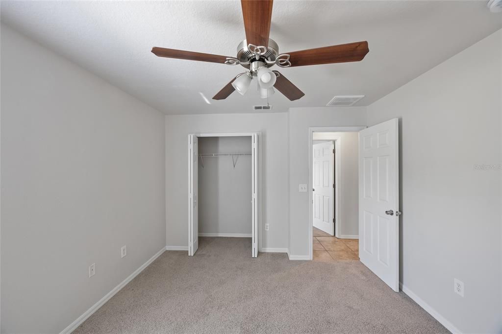 Под контрактом: $339,900 (4 спален, 2 ванн, 2236 Квадратных фут)