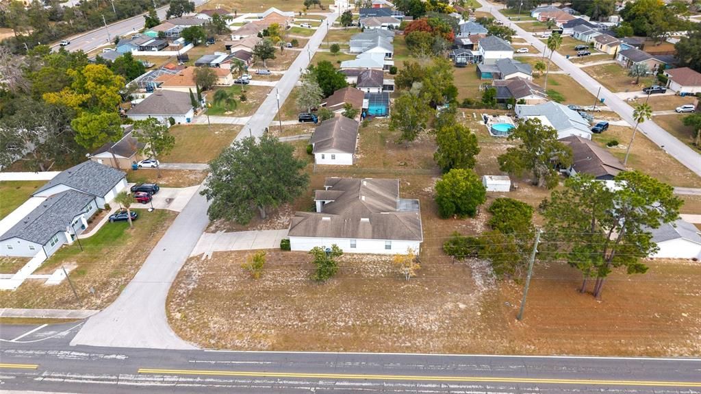 Под контрактом: $339,900 (4 спален, 2 ванн, 2236 Квадратных фут)