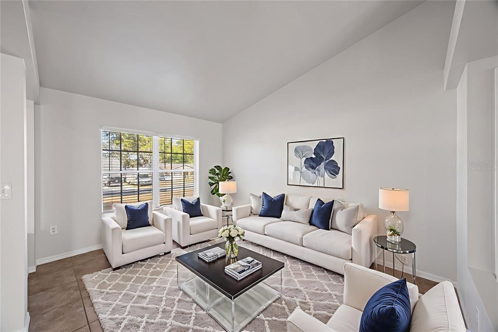 Под контрактом: $339,900 (4 спален, 2 ванн, 2236 Квадратных фут)