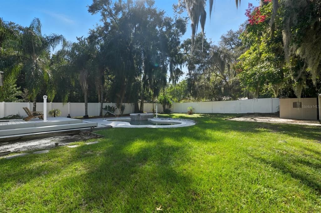 合同活跃: $197,000 (3 贝兹, 2 浴室, 1314 平方英尺)