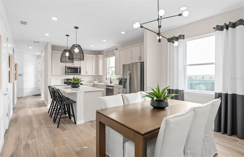 For Sale: $414,160 (2 beds, 2 baths, 1405 Square Feet)