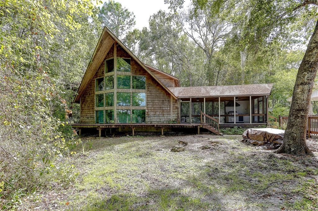 Под контрактом: $350,000 (3 спален, 2 ванн, 1645 Квадратных фут)