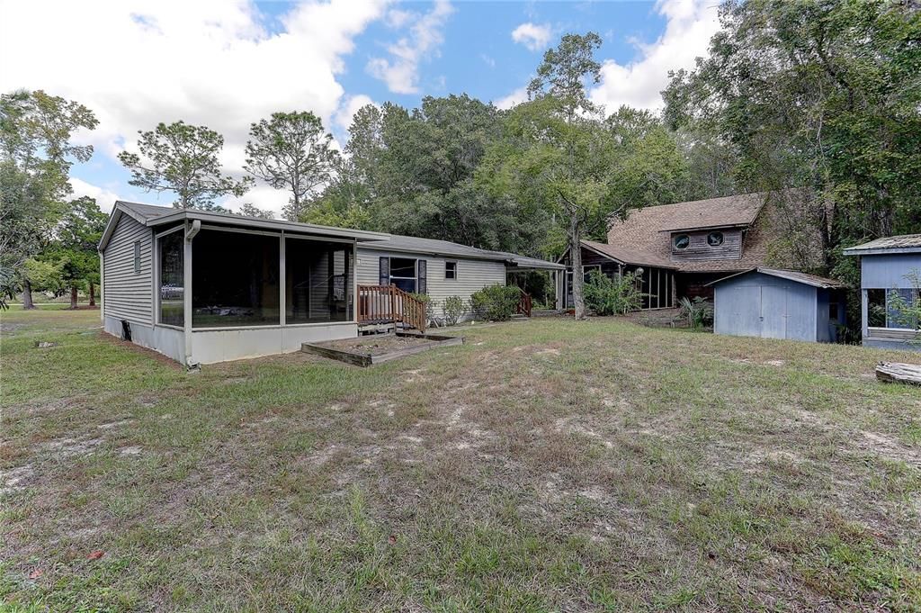 Под контрактом: $350,000 (3 спален, 2 ванн, 1645 Квадратных фут)